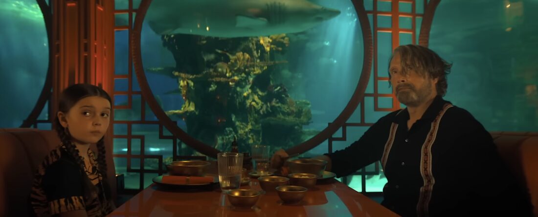 Aurora and 5B eating dim sum and looking at an unwanted guest in Dust Bunny